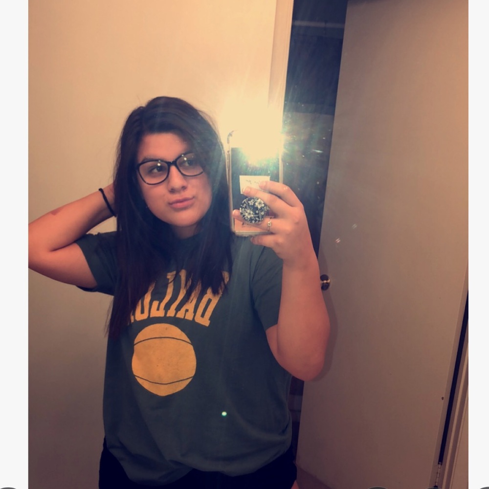 Meet your Posher, Madison